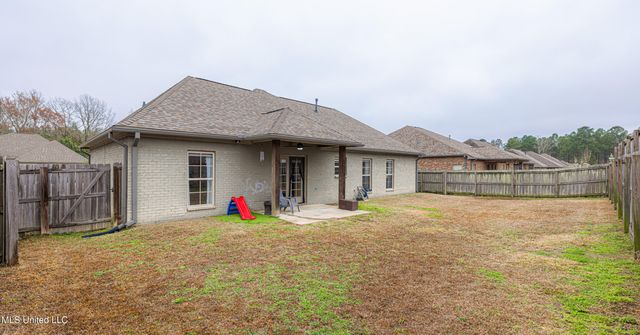 890 Willow Grande Circle, Brandon, MS 39047