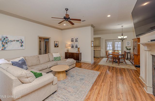 890 Willow Grande Circle, Brandon, MS 39047