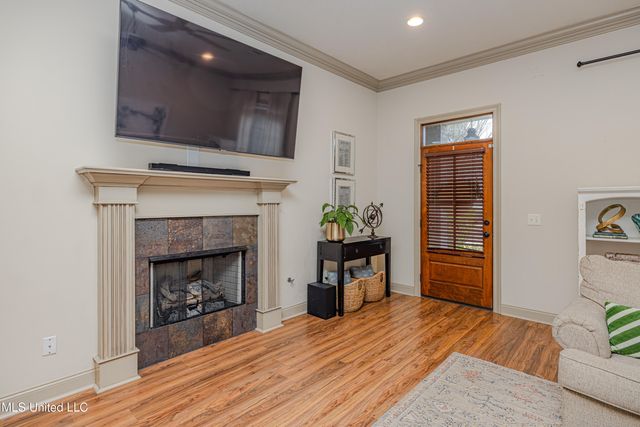 890 Willow Grande Circle, Brandon, MS 39047