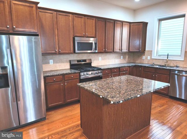 20792 EXCHANGE ST, Ashburn, VA 20147