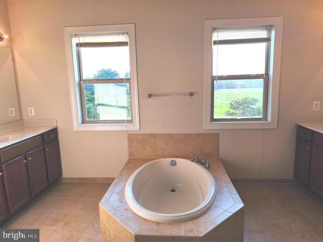 20792 EXCHANGE ST, Ashburn, VA 20147