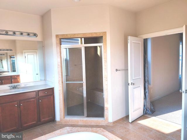 20792 EXCHANGE ST, Ashburn, VA 20147