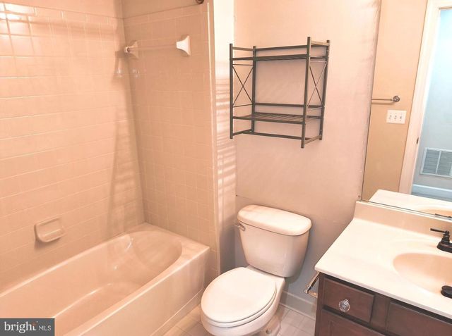 20792 EXCHANGE ST, Ashburn, VA 20147