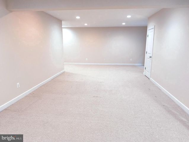 20792 EXCHANGE ST, Ashburn, VA 20147