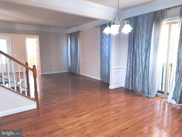 20792 EXCHANGE ST, Ashburn, VA 20147
