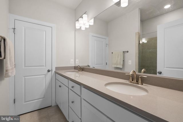16154 BOWERY ST, Rockville, MD 20855