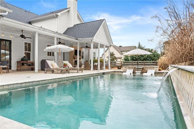 100 Gardenia Trail, Woodstock, GA 30188