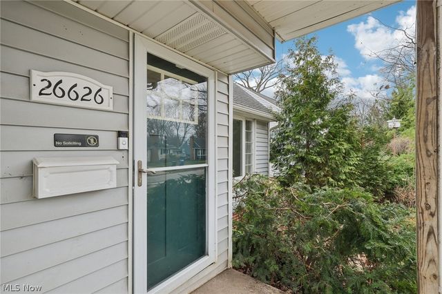 26626 Osborn Road, Bay Village, OH 44140
