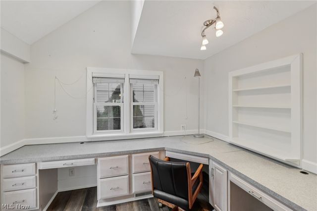 26626 Osborn Road, Bay Village, OH 44140