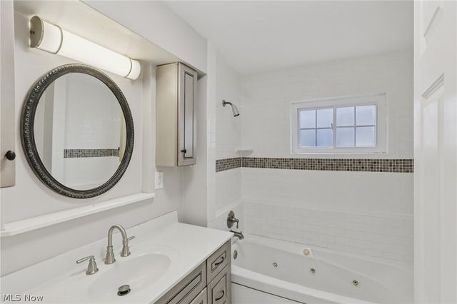 26626 Osborn Road, Bay Village, OH 44140