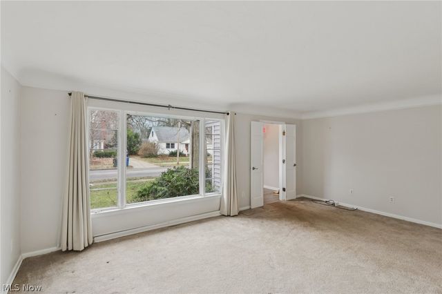 26626 Osborn Road, Bay Village, OH 44140