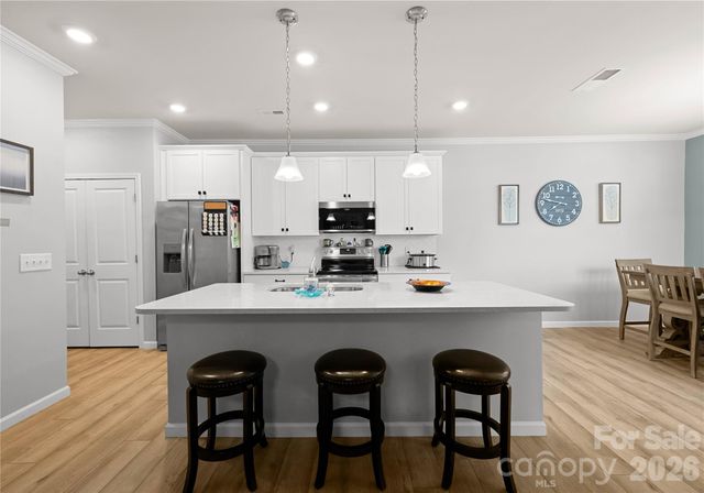 8134 Merryvale Lane, Charlotte, NC 28214