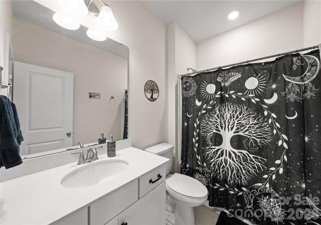 8134 Merryvale Lane, Charlotte, NC 28214