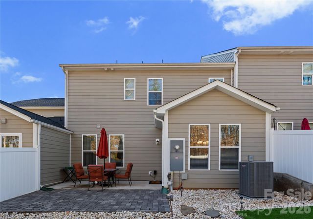 8134 Merryvale Lane, Charlotte, NC 28214