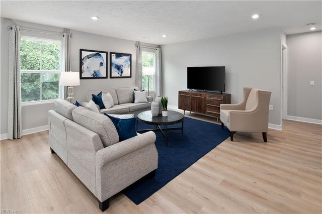5039 Santoro RD, Toano, VA 23168