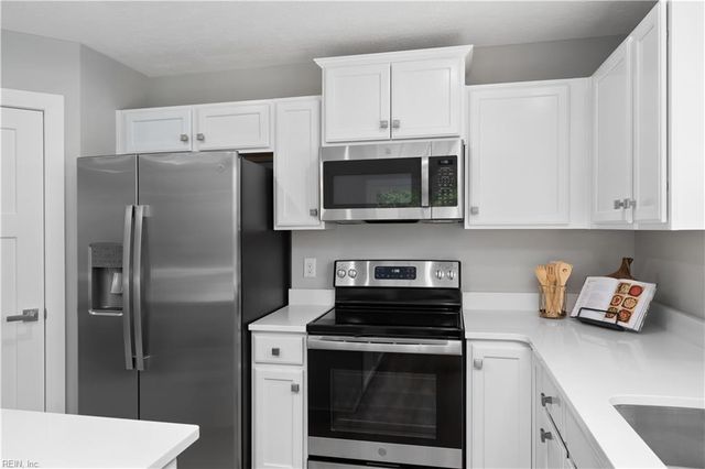 5039 Santoro RD, Toano, VA 23168