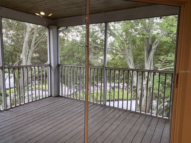 10028 STRAFFORD OAK COURT 722, Tampa, FL 33624