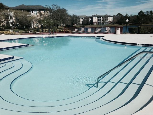 10028 STRAFFORD OAK COURT 722, Tampa, FL 33624