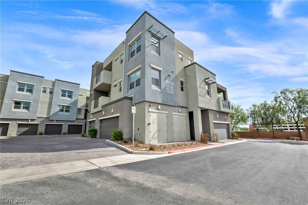 11238 Essence Point Avenue 202, Las Vegas, NV 89135 — photo 2