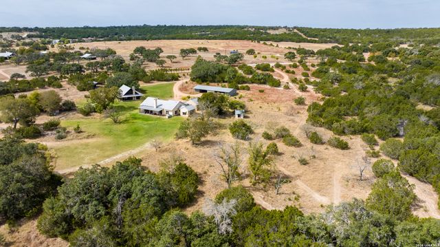 957 Cedar Hills, Fredericksburg, TX 78624