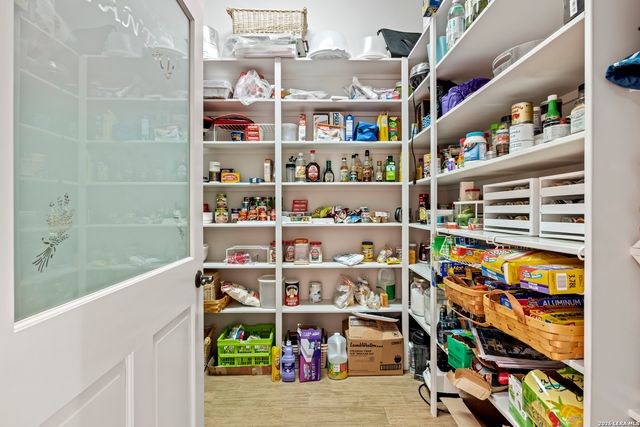 957 Cedar Hills, Fredericksburg, TX 78624