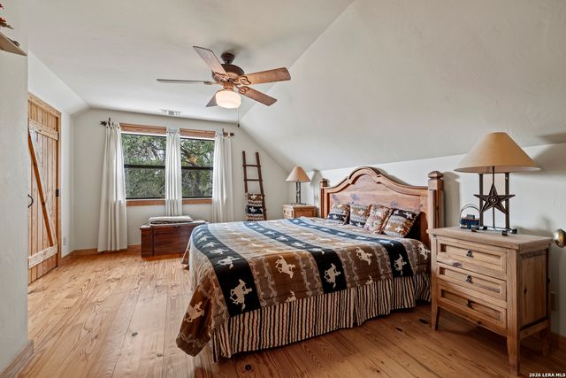 957 Cedar Hills, Fredericksburg, TX 78624