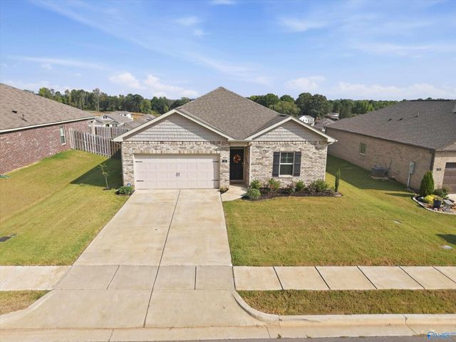 123 Settlement Drive, Huntsville, AL 35810