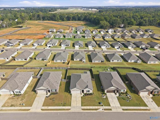 123 Settlement Drive, Huntsville, AL 35810