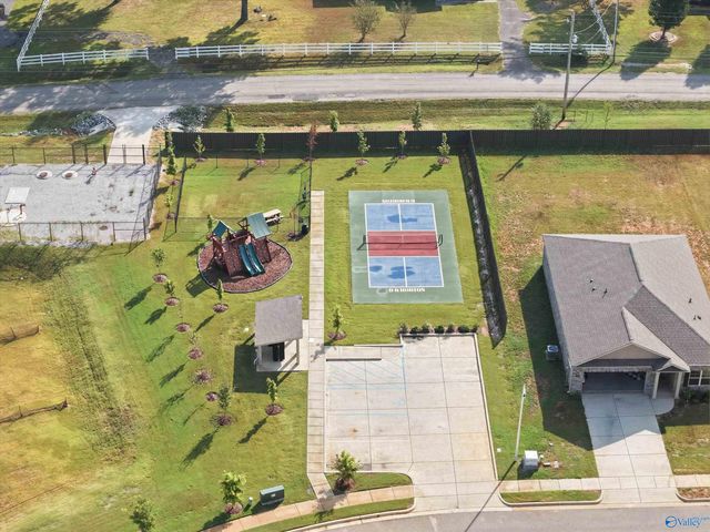 123 Settlement Drive, Huntsville, AL 35810