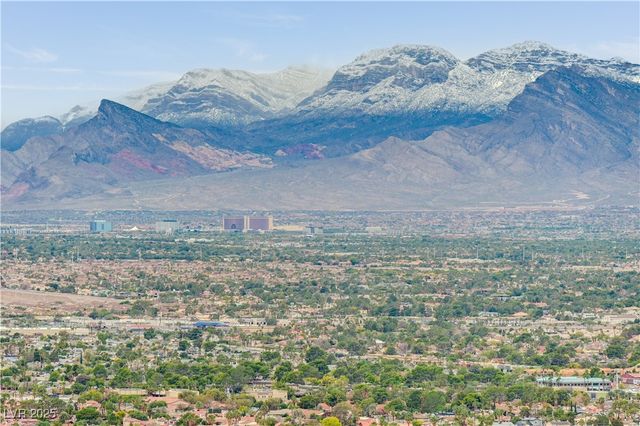 4381 West Flamingo Road 5207, Las Vegas, NV 89103