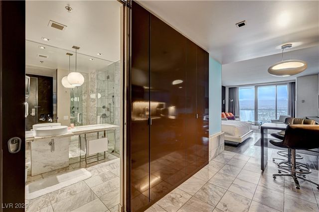 4381 West Flamingo Road 5207, Las Vegas, NV 89103