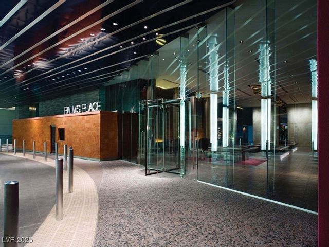 4381 West Flamingo Road 5207, Las Vegas, NV 89103