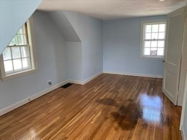 5 Eliot Rd, Needham, MA 02494