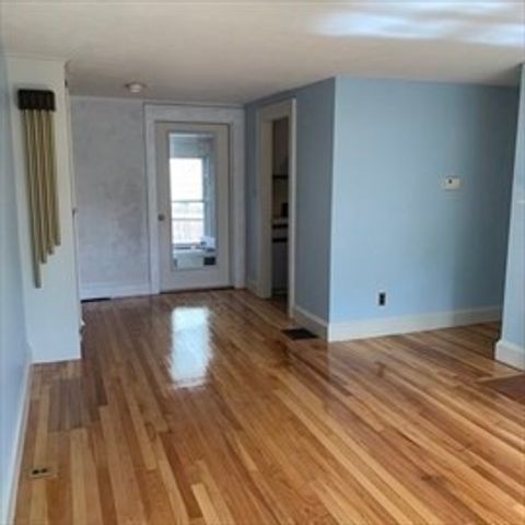 5 Eliot Rd, Needham, MA 02494