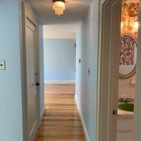 5 Eliot Rd, Needham, MA 02494