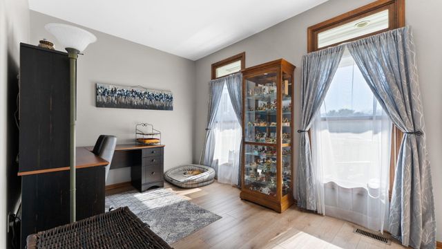 9109 Pine Hill Court, Saline, MI 48176