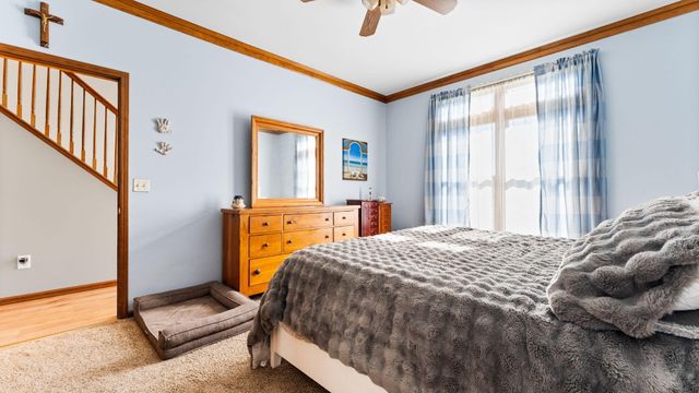 9109 Pine Hill Court, Saline, MI 48176
