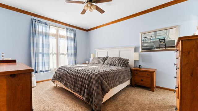 9109 Pine Hill Court, Saline, MI 48176