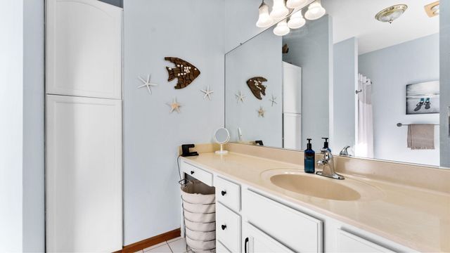 9109 Pine Hill Court, Saline, MI 48176