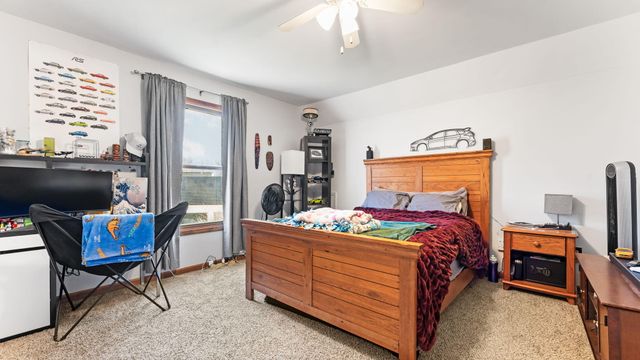 9109 Pine Hill Court, Saline, MI 48176