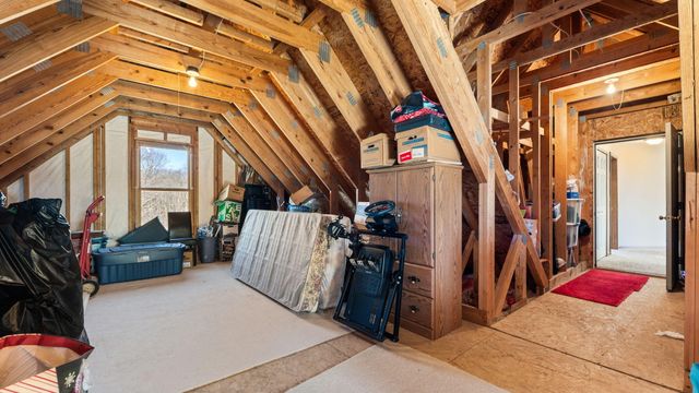 9109 Pine Hill Court, Saline, MI 48176