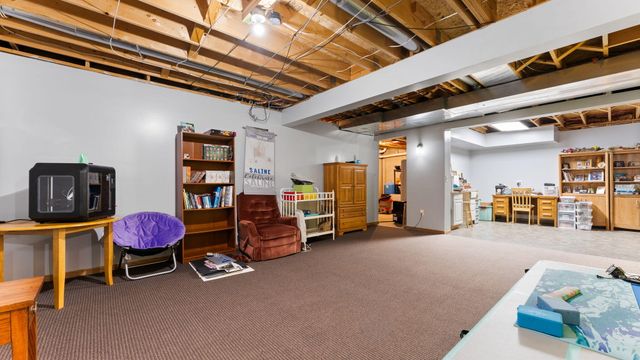 9109 Pine Hill Court, Saline, MI 48176