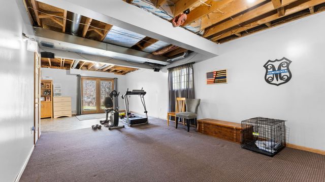 9109 Pine Hill Court, Saline, MI 48176