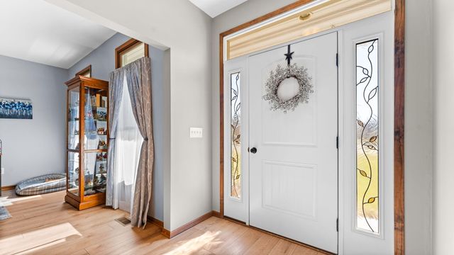 9109 Pine Hill Court, Saline, MI 48176
