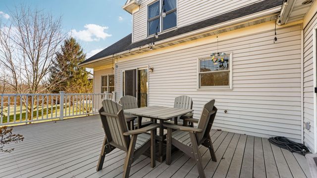 9109 Pine Hill Court, Saline, MI 48176