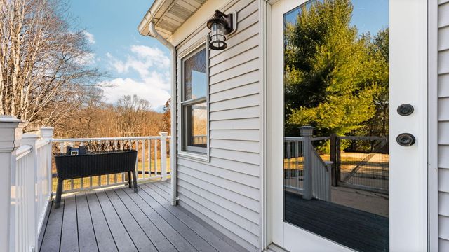 9109 Pine Hill Court, Saline, MI 48176