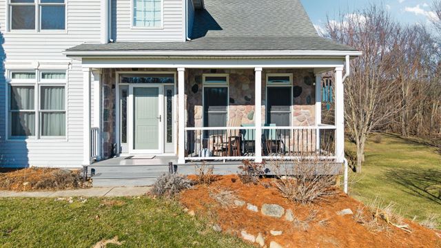 9109 Pine Hill Court, Saline, MI 48176