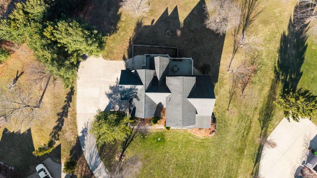 9109 Pine Hill Court, Saline, MI 48176