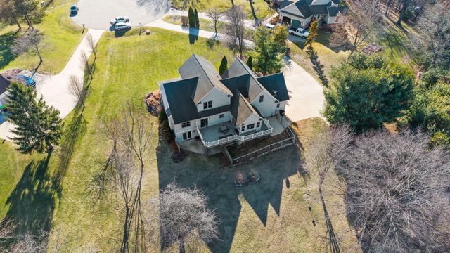 9109 Pine Hill Court, Saline, MI 48176