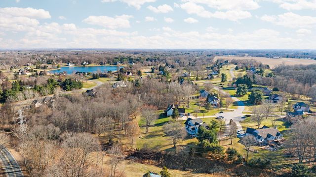 9109 Pine Hill Court, Saline, MI 48176